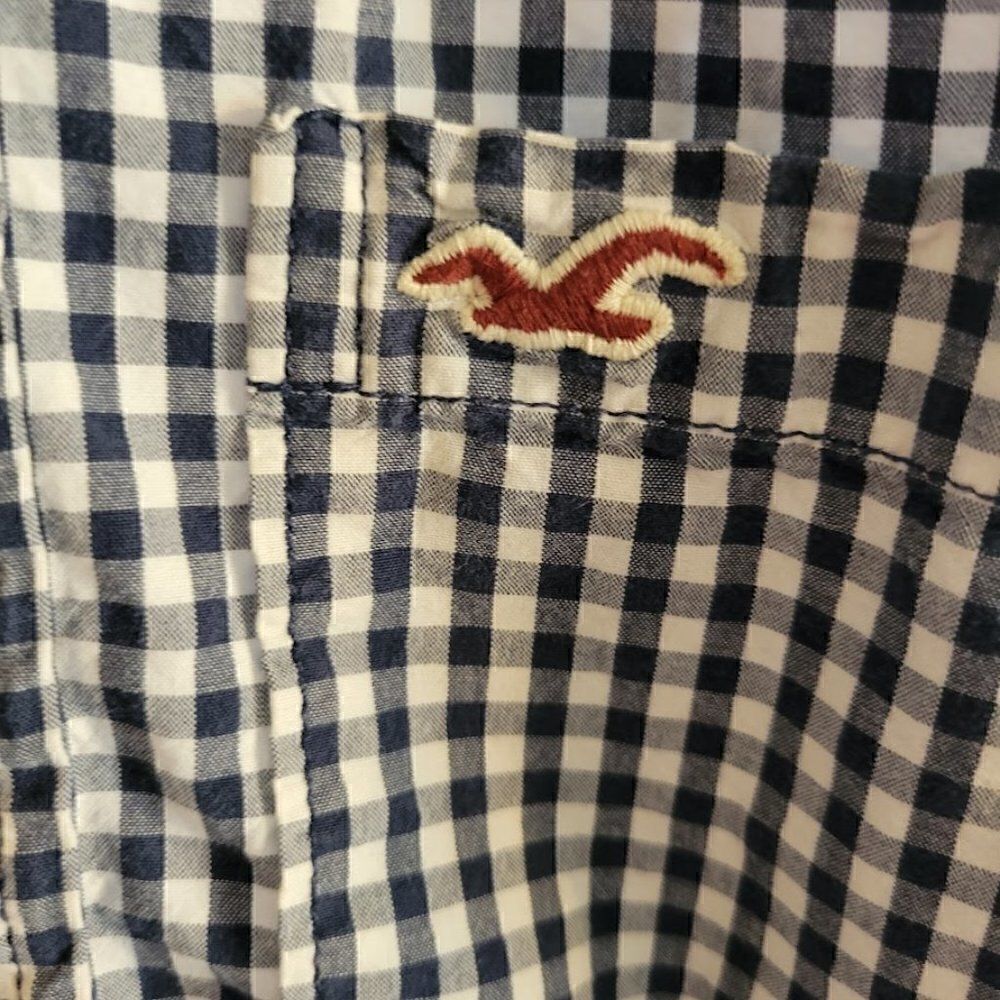 Hollister Checkered button up - Picture 2 of 5
